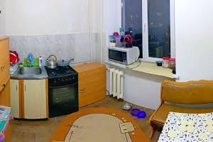 квартира за адресою Євгена Танцюри вул., 38