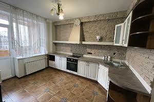 квартира за адресою Драгоманова вул., 6-А