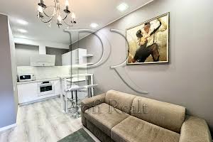 квартира за адресою Регенераторна вул., 4 к11
