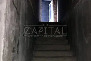 коммерческая по адресу Днепровская набережная ул., 18