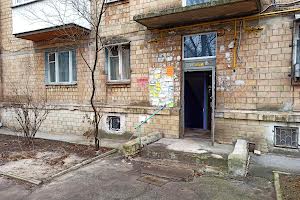 коммерческая по адресу Ольжича ул., 14-А