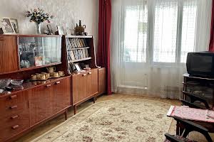 квартира по адресу Гвардейцев-Широнинцев ул., 79а