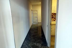 комерційна за адресою Кловський узвіз, 7a