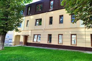 комерційна за адресою Івана Франка вул., 26