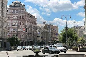 комерційна за адресою Басейна вул., 2