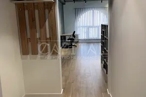 комерційна за адресою Михайла Максимовича вул. (Онуфрія Трутенка), 24