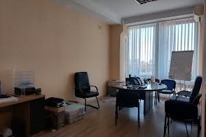 комерційна за адресою площа Солом' янська, 2