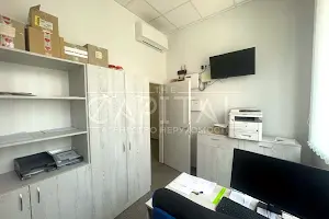 комерційна за адресою Київ, Практична вул., 2