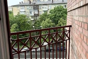 коммерческая по адресу Кловский спуск, 5