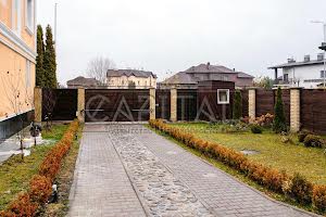 будинок за адресою смт. Козин, Нова вул.