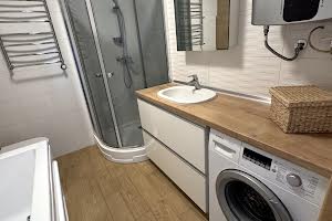 квартира за адресою Перемоги просп., 53б