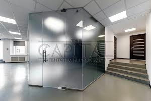 комерційна за адресою Скоропадського Павла вул., 39