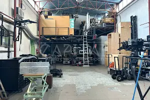 комерційна за адресою Миколи Закревського вул., 18