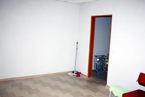 комерційна за адресою Олевська вул., 7