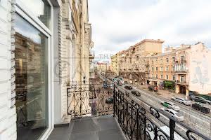 коммерческая по адресу Большая Васильковская ул. (Красноармейская), 38