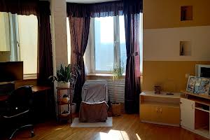 квартира за адресою Автозаводська вул., 99/4