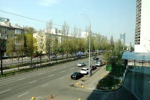 комерційна за адресою Лесі Українки бульв., 7-Б