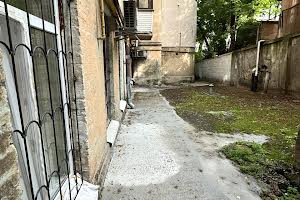 коммерческая по адресу Чеховский пер., 9