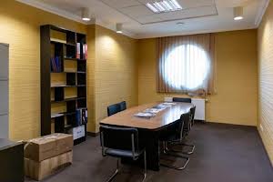 комерційна за адресою Звіринецька вул., 59