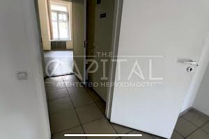 комерційна за адресою Лесі Українки бульв., 34