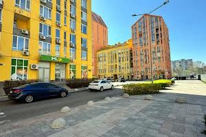 комерційна за адресою Березнева вул., 12