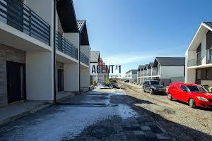 будинок за адресою с. Святопетрівське, Одеська вул.