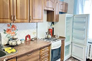 квартира за адресою Раїси Окіпної вул., 3