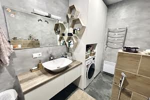 квартира за адресою Миру вул., 7