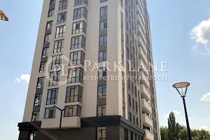коммерческая по адресу Любомира Гузара просп. (Космонавта Комарова), 11