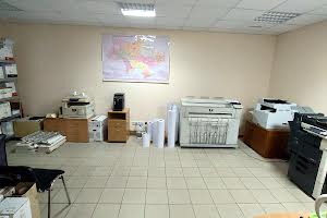 комерційна за адресою Августина Волошина вул. (Ярослава Галана), 2-А