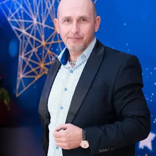 Дмитро