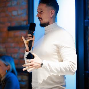 Олександр