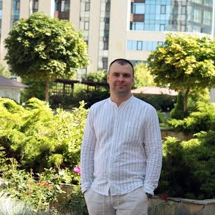 Резніков Роман