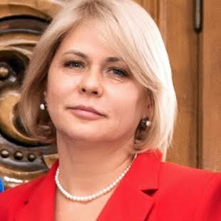 Петренко Олена