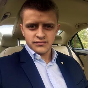 Гончаренко Артем