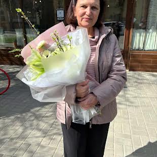 Олена