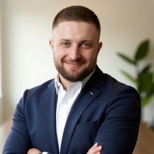 Парахненко Євген