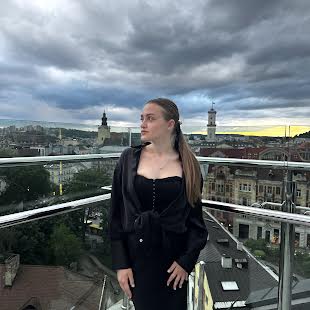 Крет Юлія