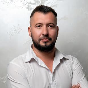 Ларь Іван
