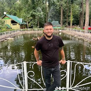 Пономарьов Андрій
