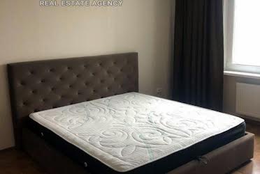 1832557183891103
