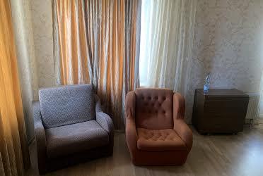 1835076724460103