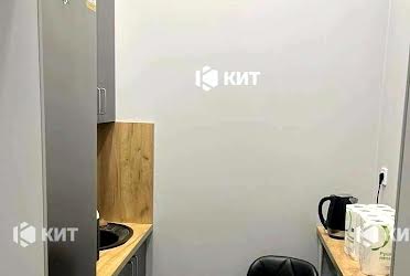 1827666859415105