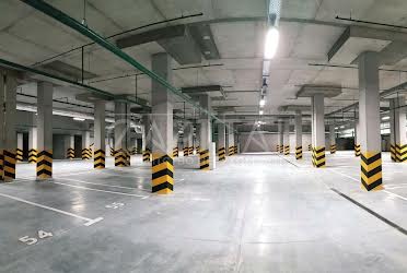 1835713905612105