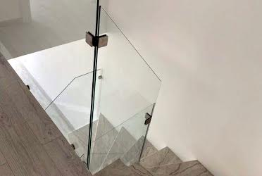 1831554294373122