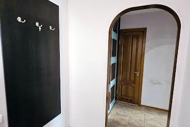 1806449686414128
