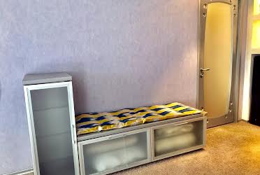1835453921359131