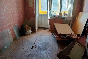 1835297839284135
