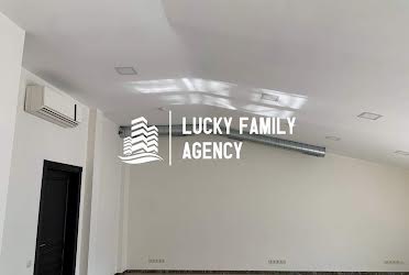 1828201257597016