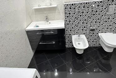 1835067871146160
